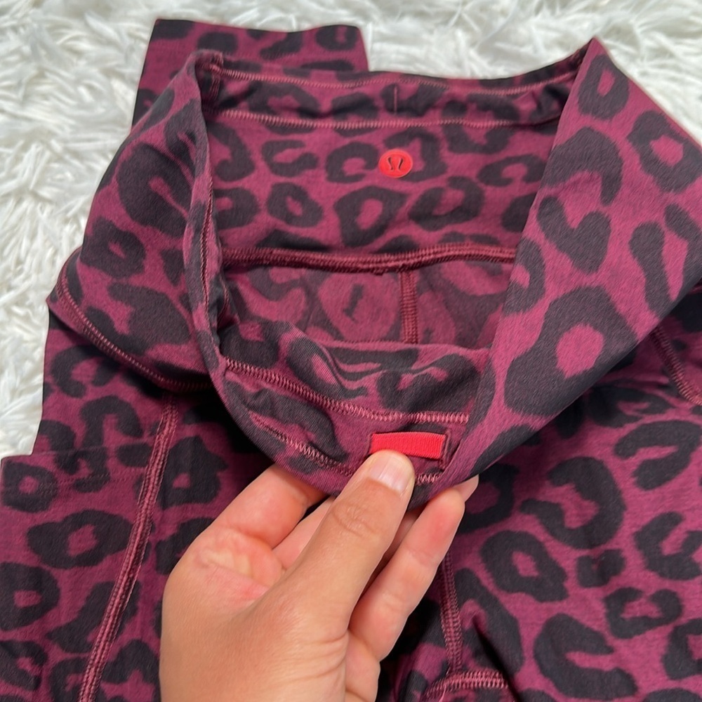 Lululemon lab Everlux Jacquard Training Tight 26" Leopardo Jacquard Pomegranate - Picture 3 of 7